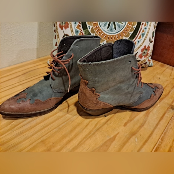 Vintage Spiegel Blue Leather Lace Up Pointed Toe Western Ankle Boot Womens 7.5 - Picture 4 of 10